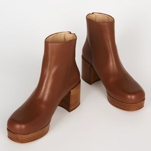 Intentionally Blank Speed Boot